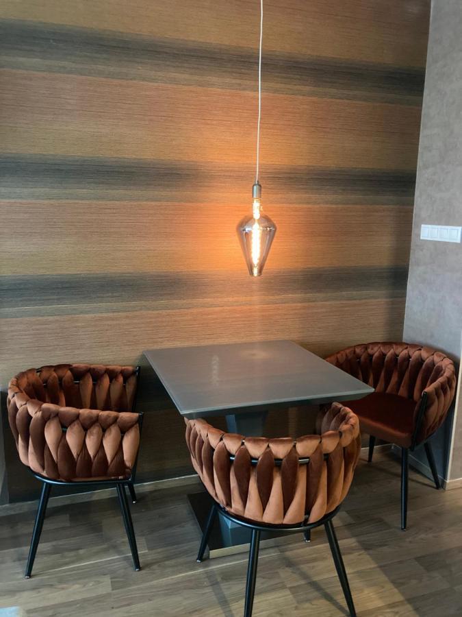 Corvin Luxury White Daire Budapeşte Dış mekan fotoğraf