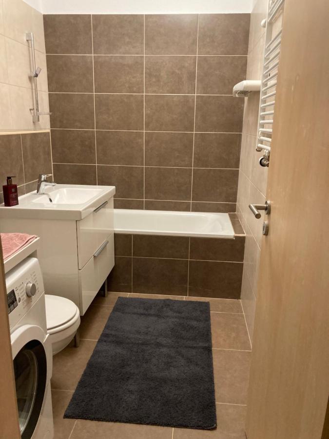 Corvin Luxury White Daire Budapeşte Dış mekan fotoğraf